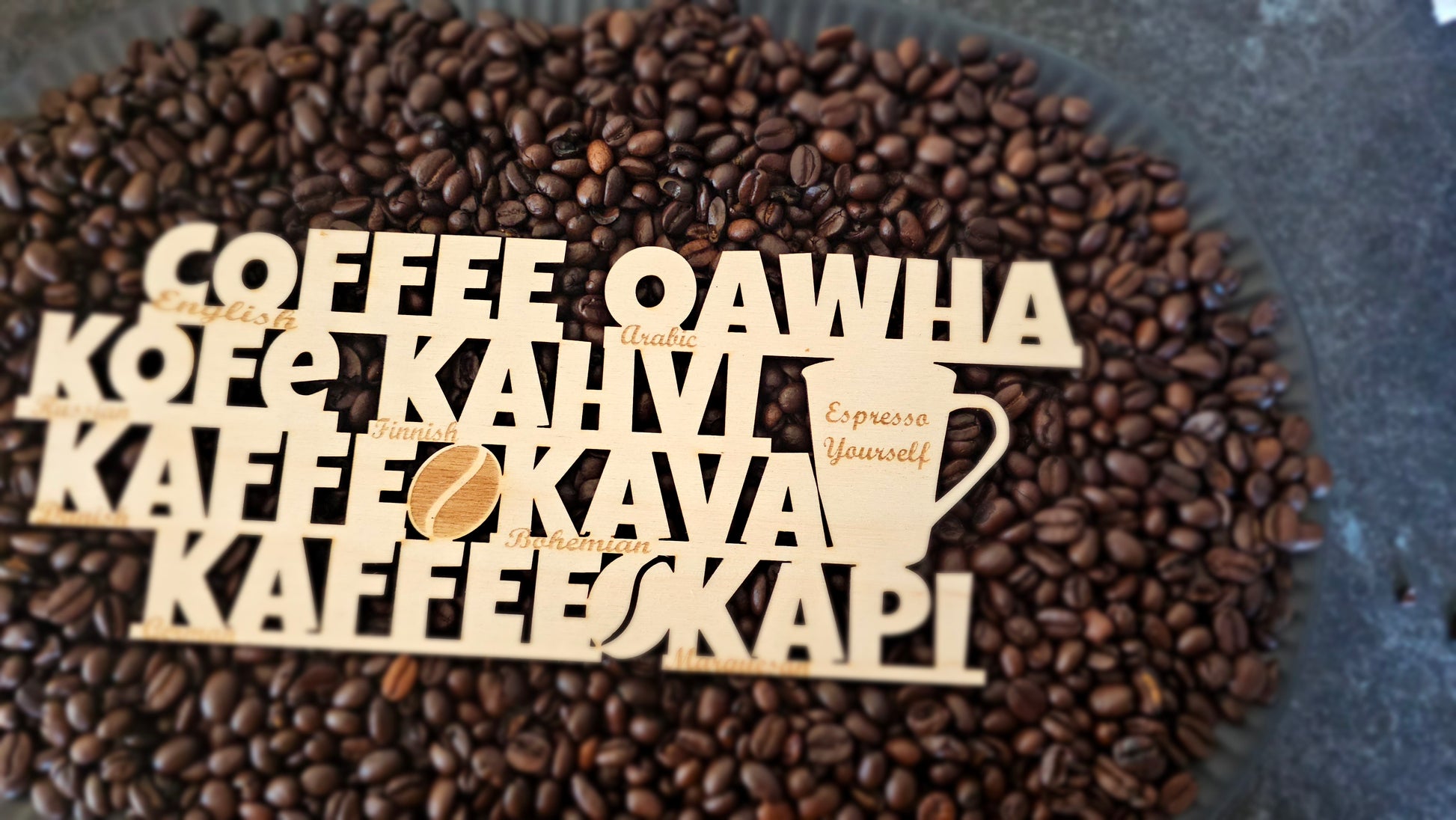 Kaffebar skilt i beige farve til hjemmet