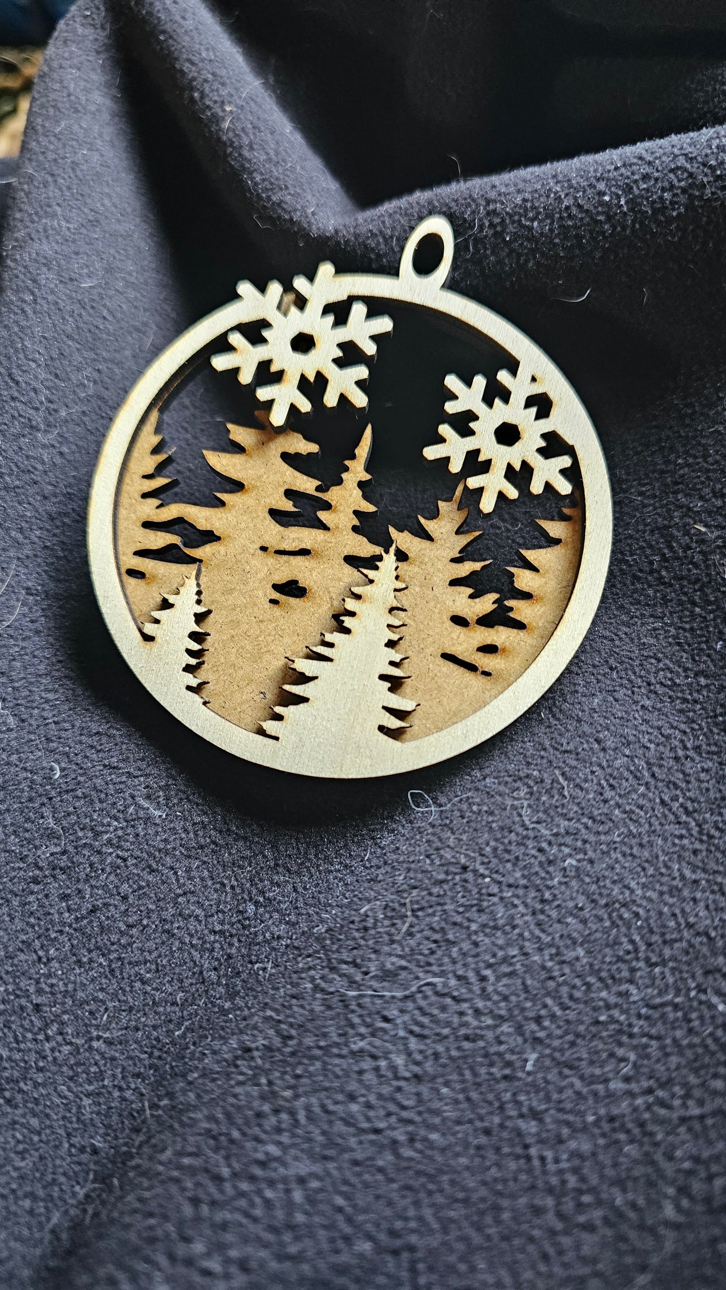 Rustik træjulekugle til juletræ