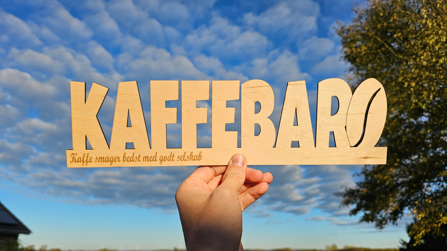Rustikt kaffeskilt i træ fra Northern Cuts