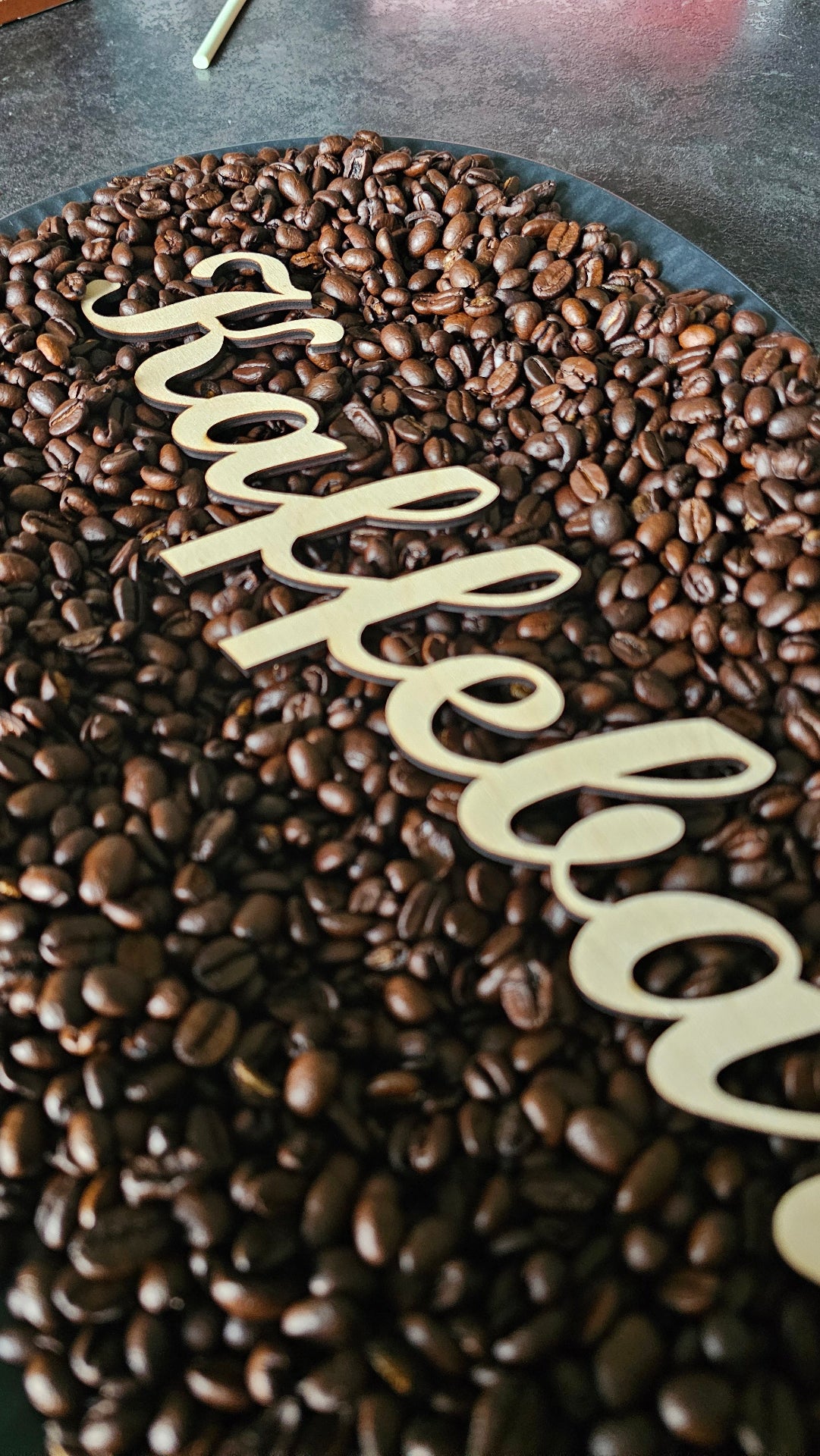 Skilt i naturtræ til kaffehjørne