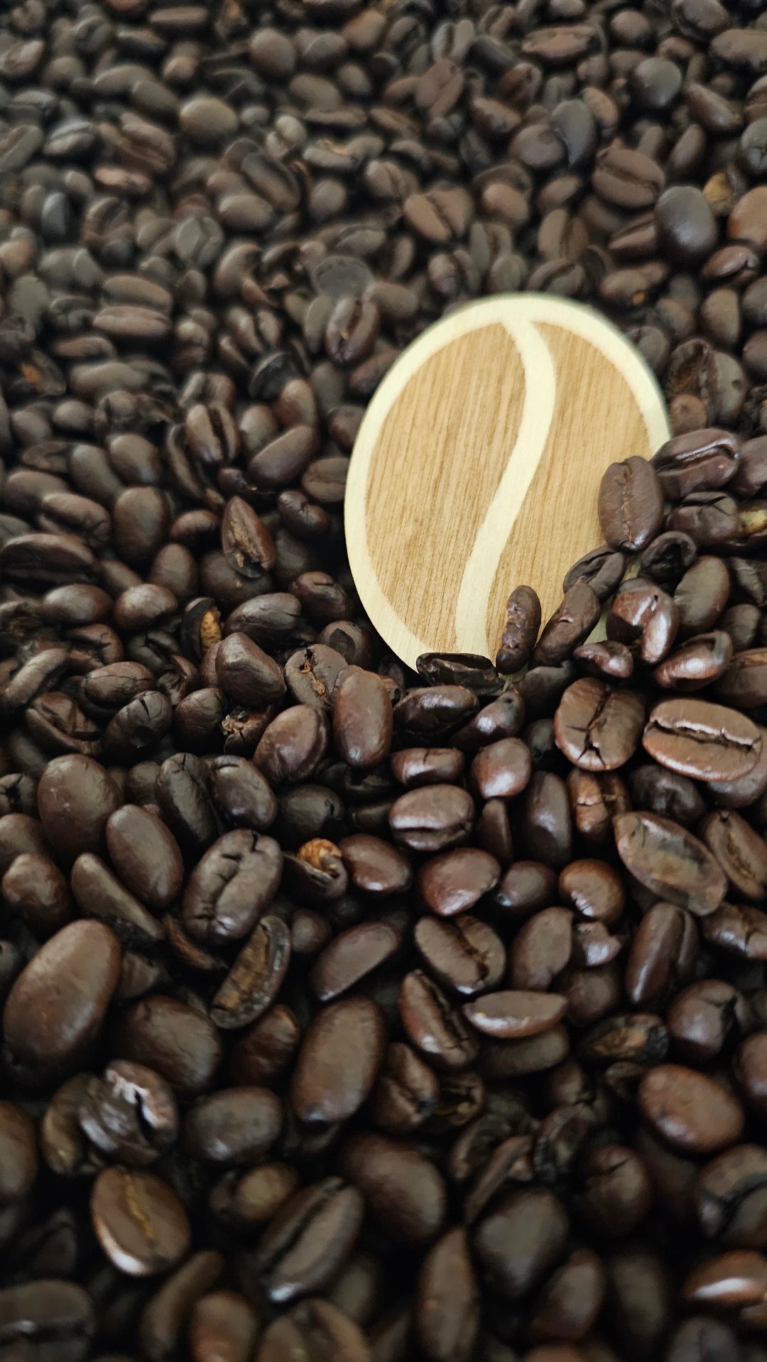 Minimalistisk træskilt til kaffestation